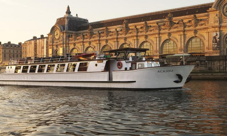 L’Acajou Yachts de Paris 