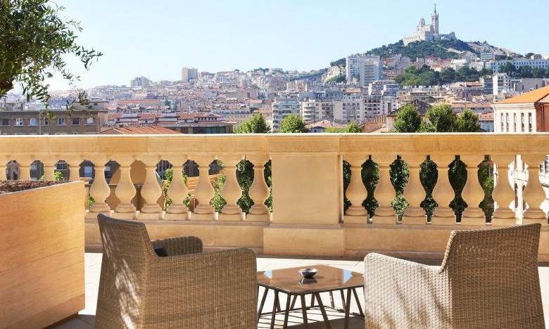 Terrace Marseille Intercontinental Hotel Dieu