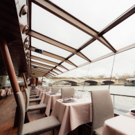Les Bateaux-Mouches